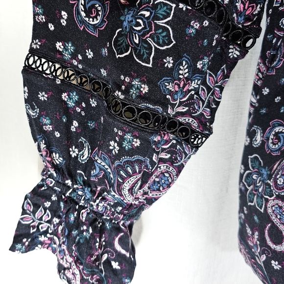 2/$20 Lane Bryant 18/20 Pattern Ls Top - Picture 2 of 8